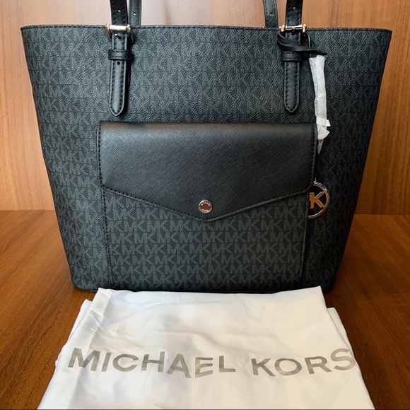MICHAEL Michael Kors Handbags - Michael Kors LG PKT MF TOTE in Black